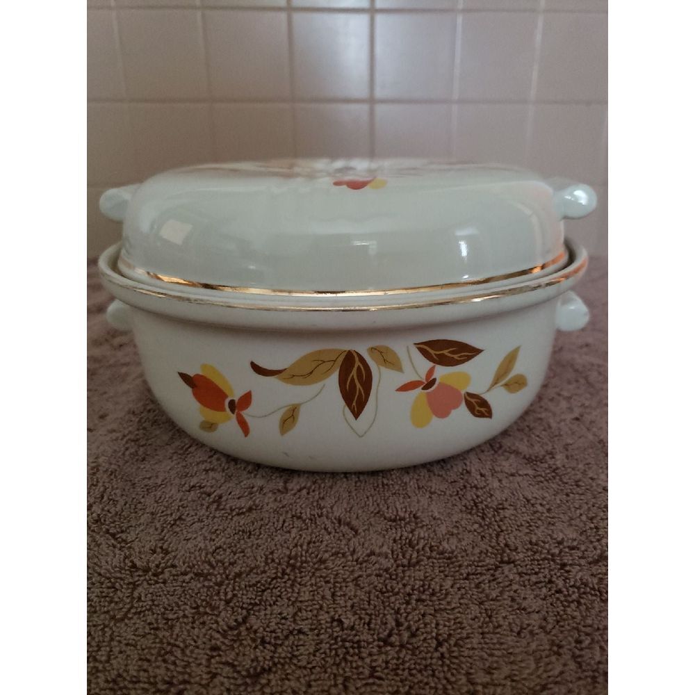 Vtg Hall Autumn Leaf Covered Casserole 2‎ Quart